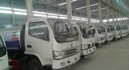 浙江环卫洒水车 品质一流，专业销售服务